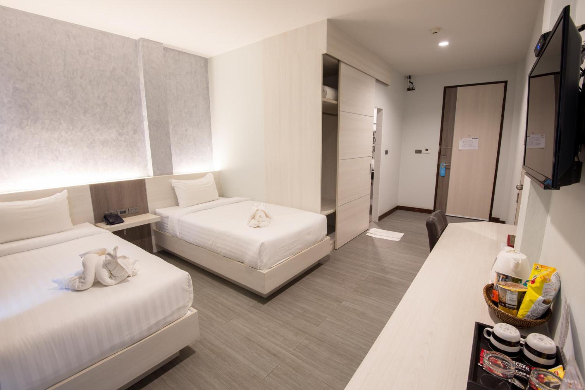 Socool Grand Hotel Nang Rong Buitenkant foto