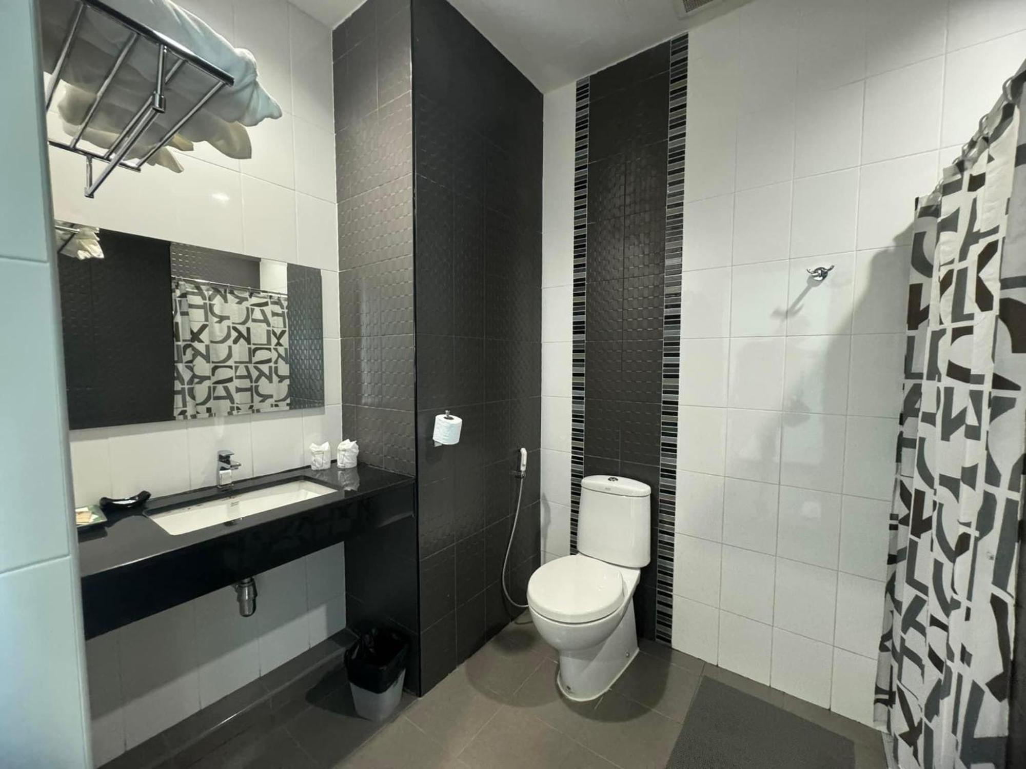 Socool Grand Hotel Nang Rong Buitenkant foto
