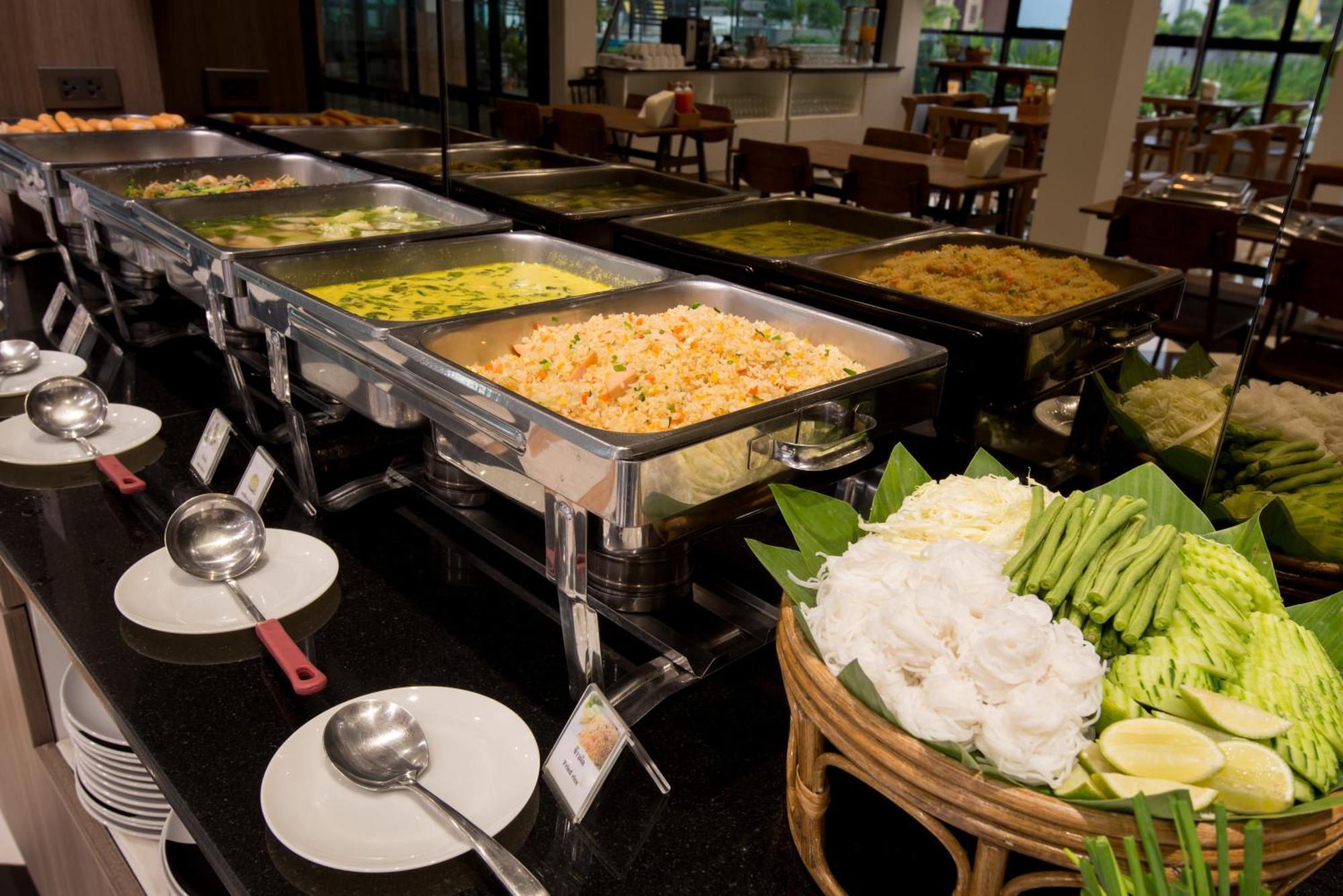 Socool Grand Hotel Nang Rong Buitenkant foto