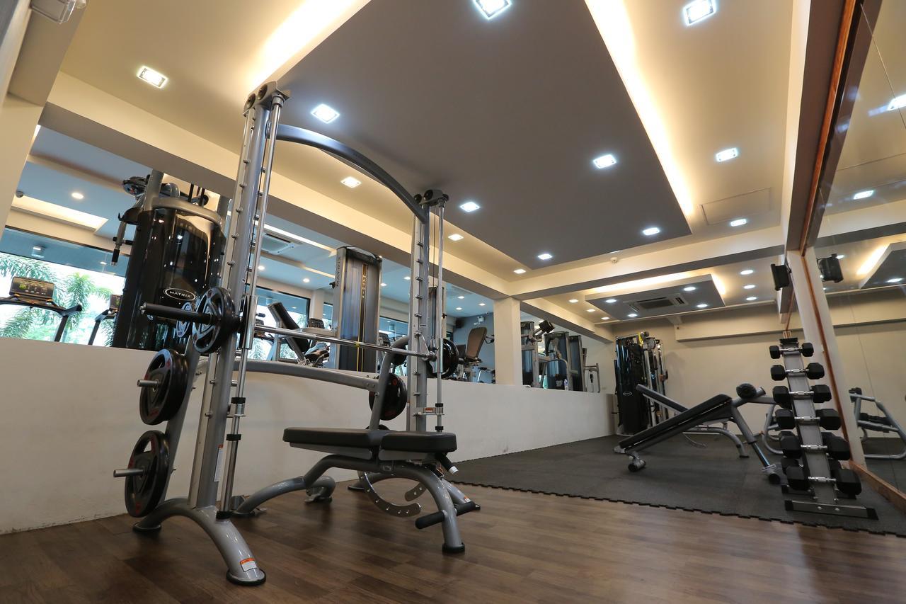 Socool Grand Hotel Nang Rong Buitenkant foto