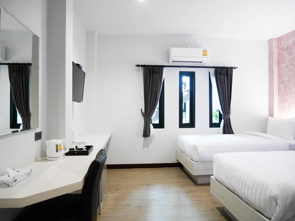 Socool Grand Hotel Nang Rong Buitenkant foto