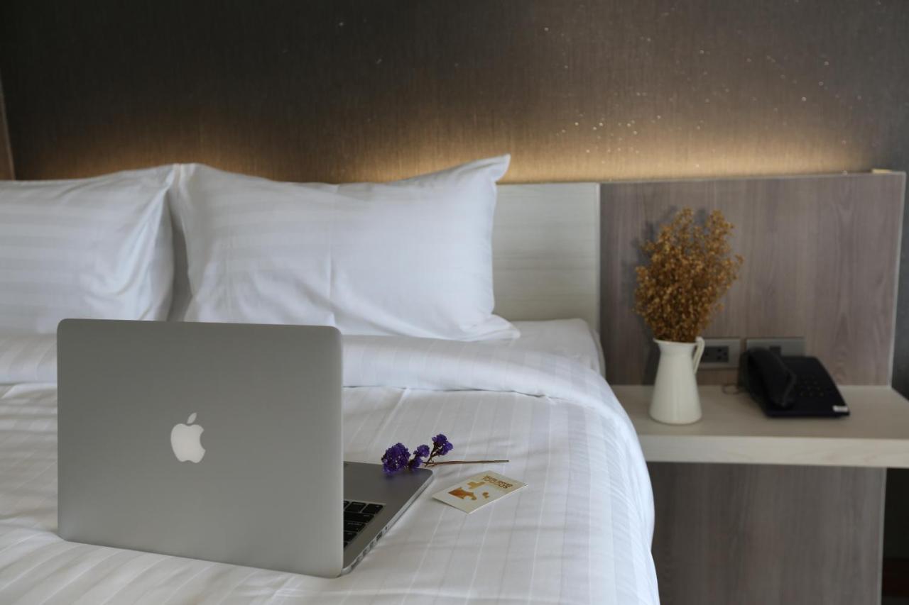 Socool Grand Hotel Nang Rong Buitenkant foto